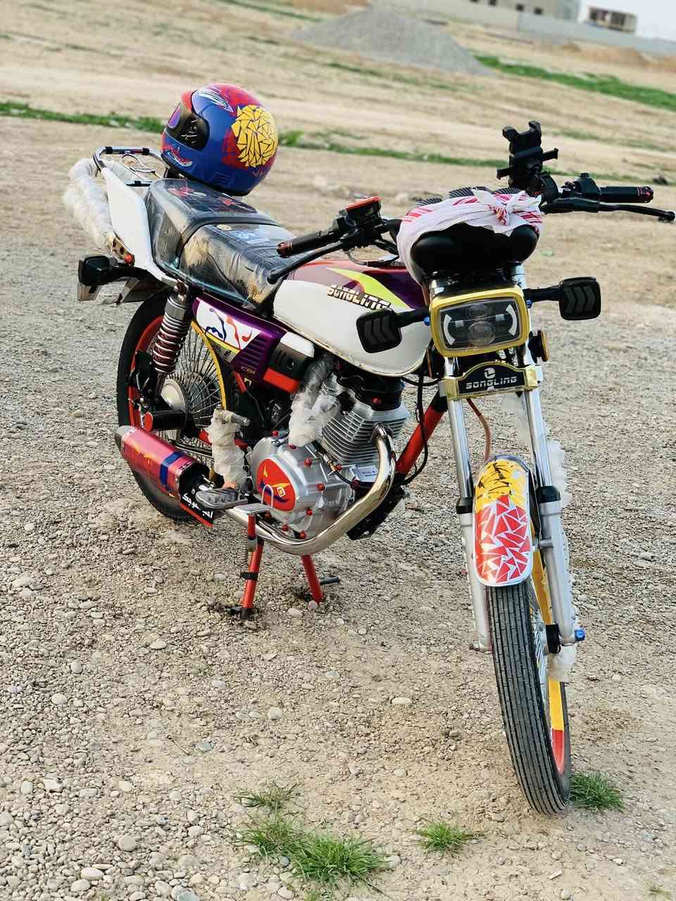 سلام عليكم شباب متاح دراجه 24سونليغ شرط من التاير للتاير تاخذه دراجه گدام العين والحقيقه احله منفيس اسويج ابلادي دراجه متعوب عليها سعرها ٦٣٠وبيها مجال شراي اتفضل خاص وتشلع اعيوني مو شراي لا اتراسل ملاحضه (صالصنه مو وياه موجود صالنصه مالته ابلادي فول صوت وتحياتي لجميع مكاني حويجه


**إذا كنت صاحب هذا الإعلان وتريد حذفه لأي سبب، رجاءا أرسل رسالة إلى الدعم الفني**