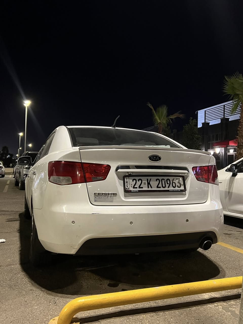 السلام عليكم سيراتو 2013 مكينه 2000 دوش خليجي فول عدا الفتحه  رقم اربيل سنويه جديده بسمي تحويل ثاني يوم مري شفط واشاير فول تحكمات ستيرن وشفتات حساس وكامره وشاشه اندرويد وكار بلاي تبريد ثلج دوشمه جديده ارضيات جلد صدر امامي وخلفي جديد تخم ويل كب فورتي السياره ماشيه 194 الف كير 6 نمر رياضي يدات نيكل السياره مبدل فقط بنيد اصلي بلادي السياره جاهزه مابيهه نقص مسويلهه ادامه جديده 
السعر 89 وبيهه مجال ***********
***********
