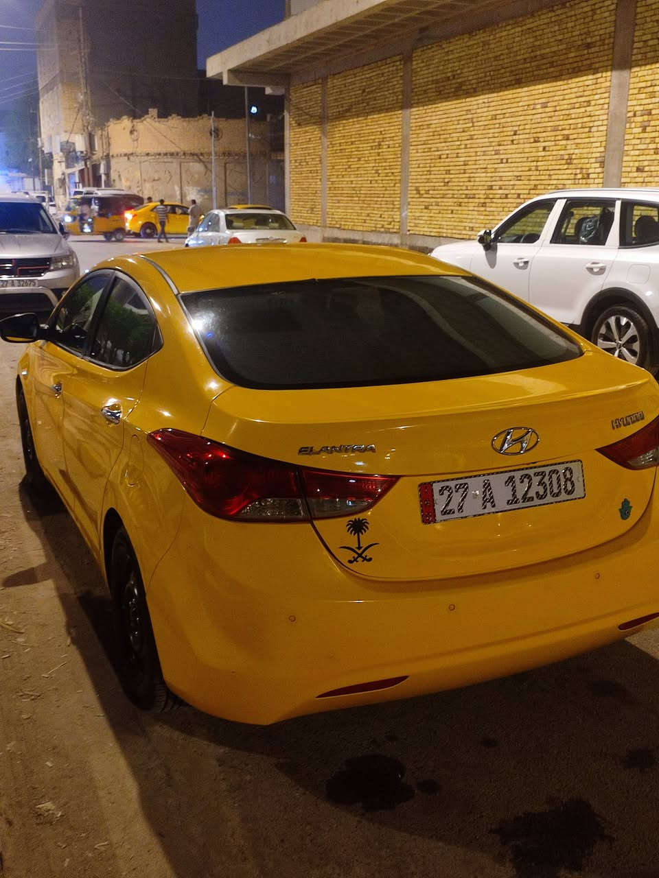 السلام عليكم النترا للبيع 2014 سياره جاهزه مبدل بها باب جهه السدر ماكينه 1600 السعر 110  سياره باسمي ***********
