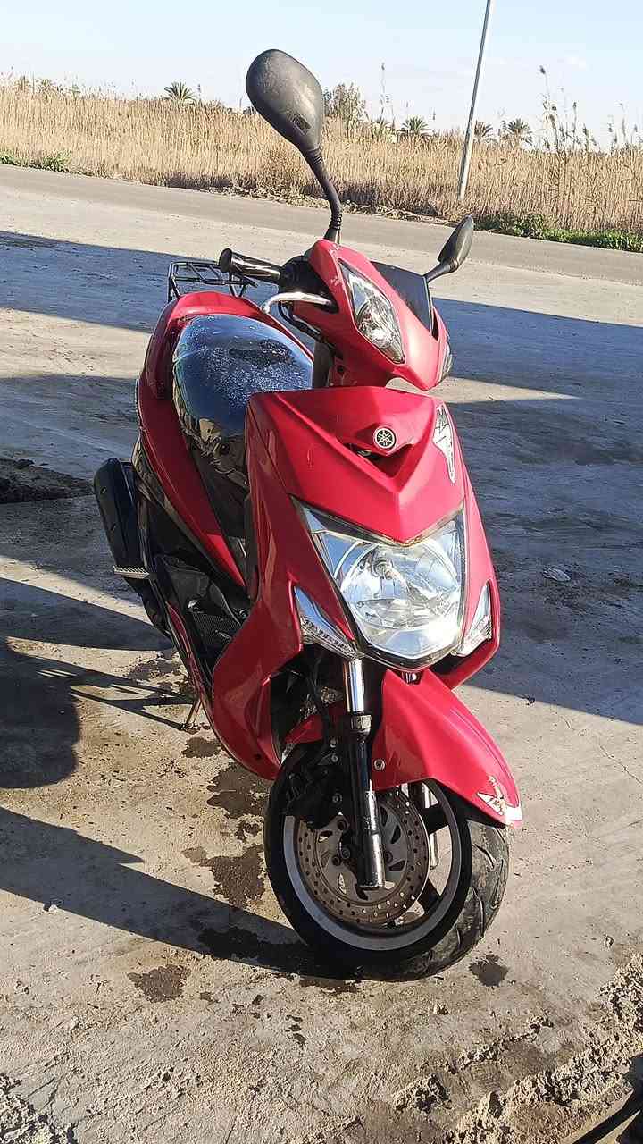 سكنس فحل LED الدراجه كفالة عامه  ياباني اصل ستان حساس دراجه كامله مكمله شوفة عينكم للأستفسار ‏‪***********‬‏
(سعرها 12)
