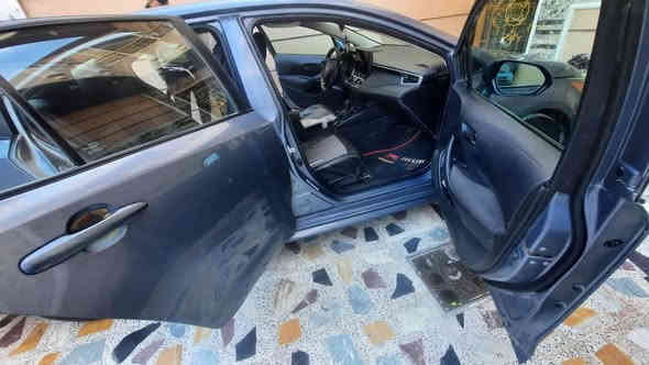 سلام عليكم سياره لبيع نضيفه وحلوه ماشيه ٦٠الف رقم فحص حره ضرر جامرلغ مبدل وجامرلغ الثاني معدل عل بارد بدون دواخل مكفوله السياره خير من الله حلوه ومال جناي او بياع شراي سعرها ١٣٥وبيها مجال مكلف بلنشر ***********
