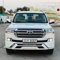 لاندكروز 2017 بريمي ام الدفدي مكفوله ماشيه 113 الف  بريم اصل   السعر ٤...