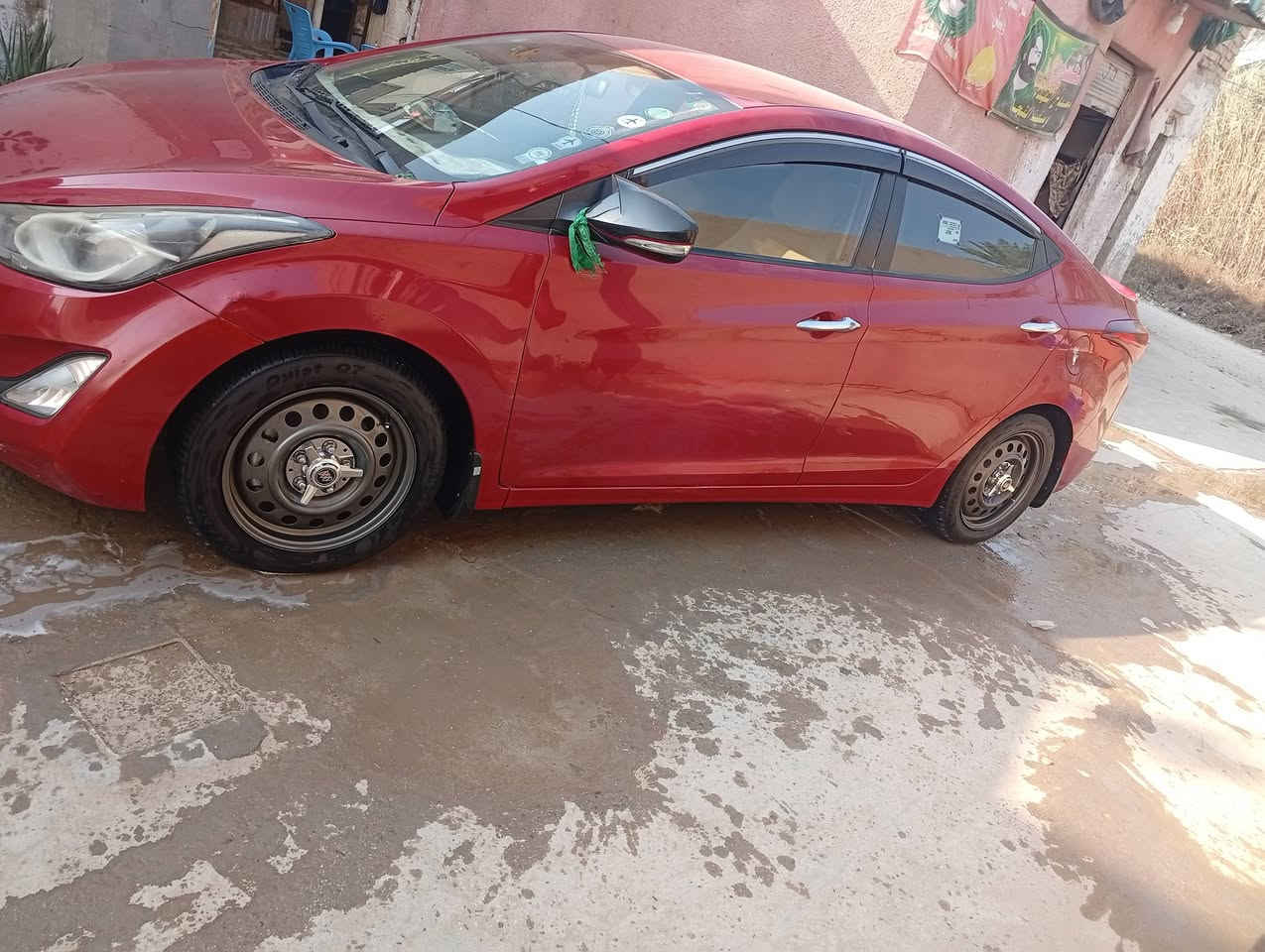 سلام عليكم عيوني سياره خليجي جديده بمعنه كلمه حلوه سياره كير مكينه تبريد صدر مكفولات بل كرتوان بيه بس باب سائق بيه باريد اقل شبر باقي كفاله عامه موديل 15 شراي يتصل وإني خادم للجميع السعر 125 وبيه مجال قليل للشراي مكاني بابل سياحي شراي يتصل وإني خادم ***********
