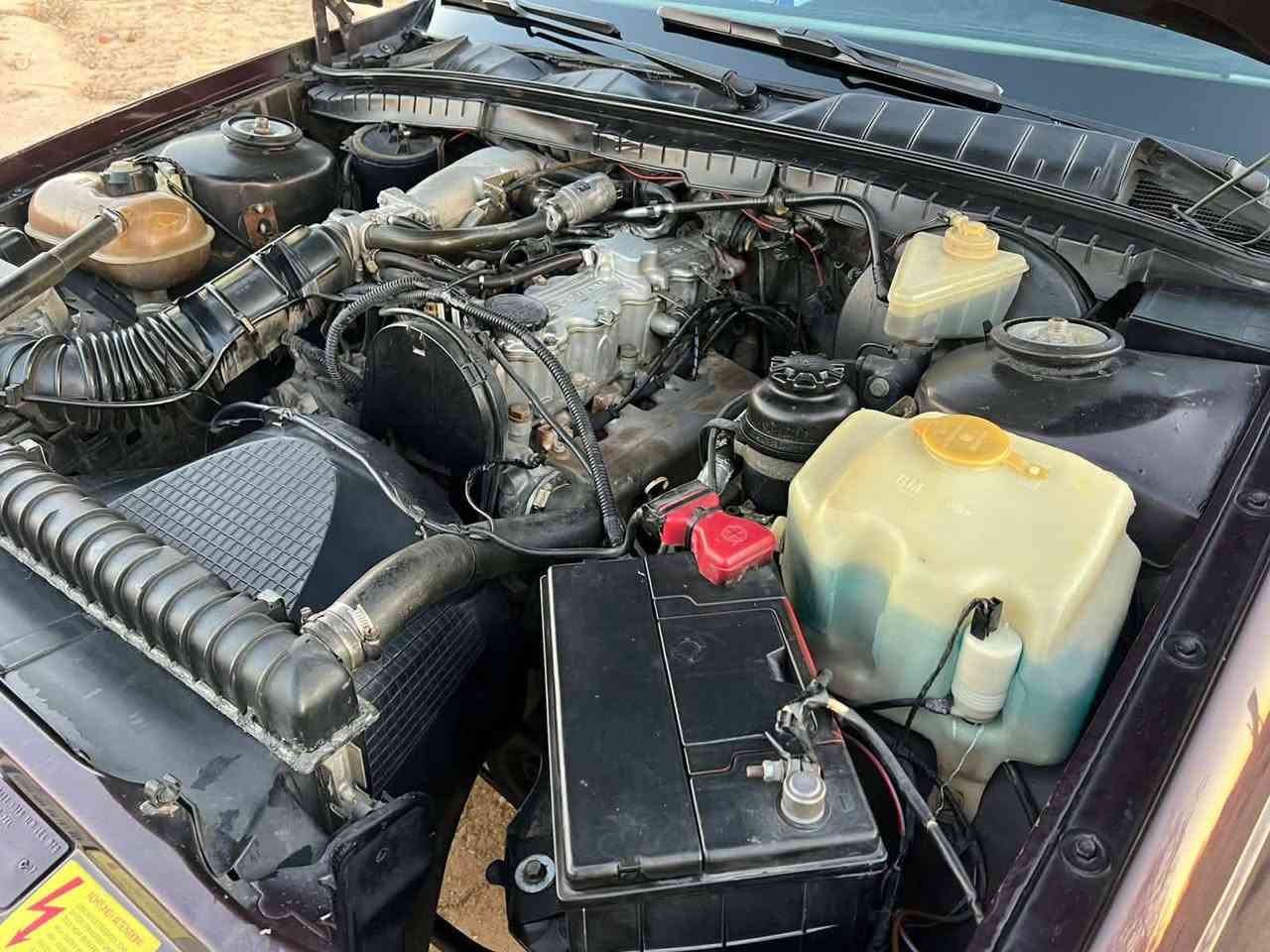 سلام عليكم سياره اوميكه جديده موديل 91  رقم انبار بسمي جاهزه من كلشي  سعر 55 بيهه مجال  رقم *********** رقم صاحبهه
