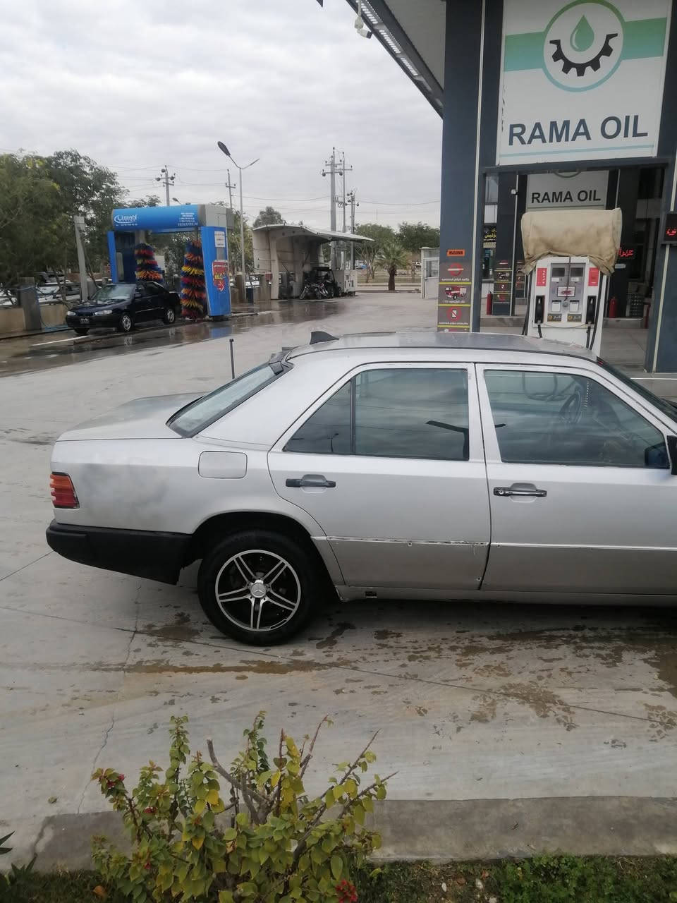 ئەومارسیدسەمان لایە بەشەرتی گێڕومەکینەو ئەوەلیات مەکینەی بطەی لەسەرە سعریشی تەنها 20گەڵایە موشتەریت تەلەفونکەو لەخزمەتت دام ***********
