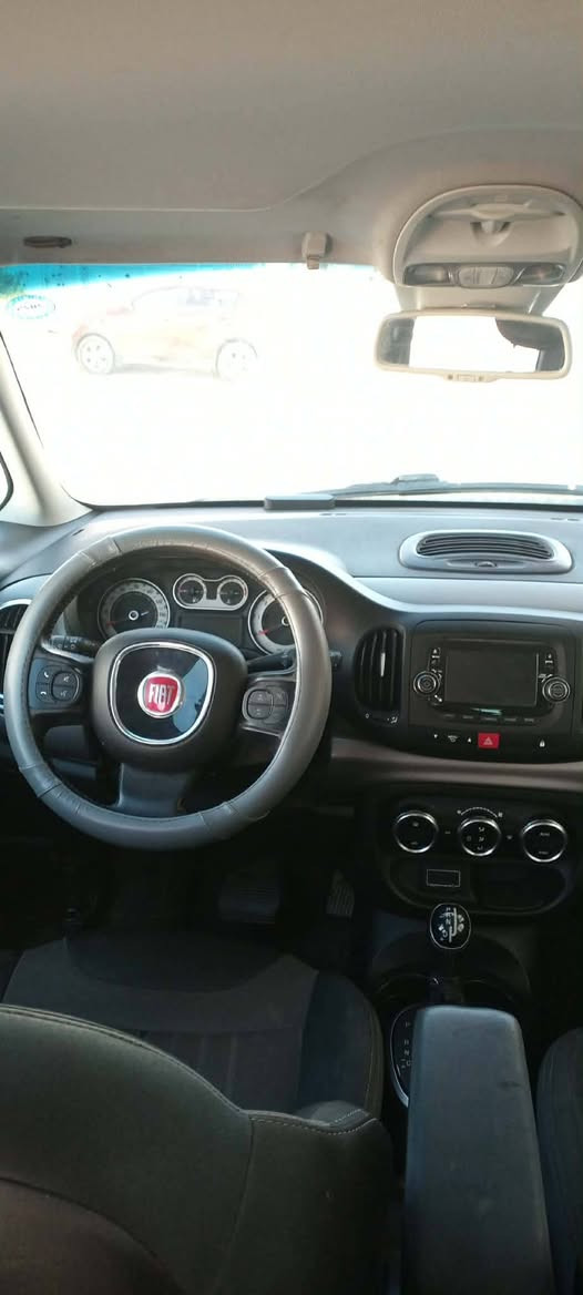 فيات موديل 2017 سيارة عائلية و مريحة  گير و محرك محور نيسان مكان السيارة كركوك بطاقة بنزين متوفر سعرها 57 بيها مجال قليل كركوك, العراق


**إذا كنت صاحب هذا الإعلان وتريد حذفه لأي سبب، رجاءا أرسل رسالة إلى الدعم الفني**