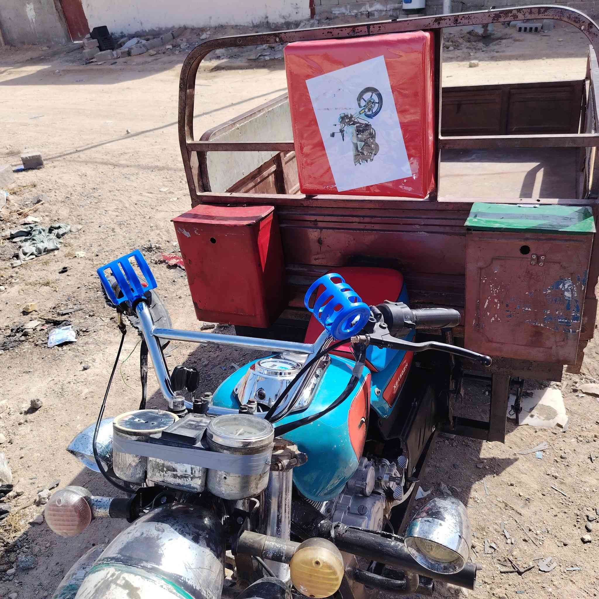 سلام عليكم ستوتة للبيع أوراق مديل 19 مكفول السعر 950 وبيها مجال مكان حيدريه خان النص للاستفسار اتصل ***********
