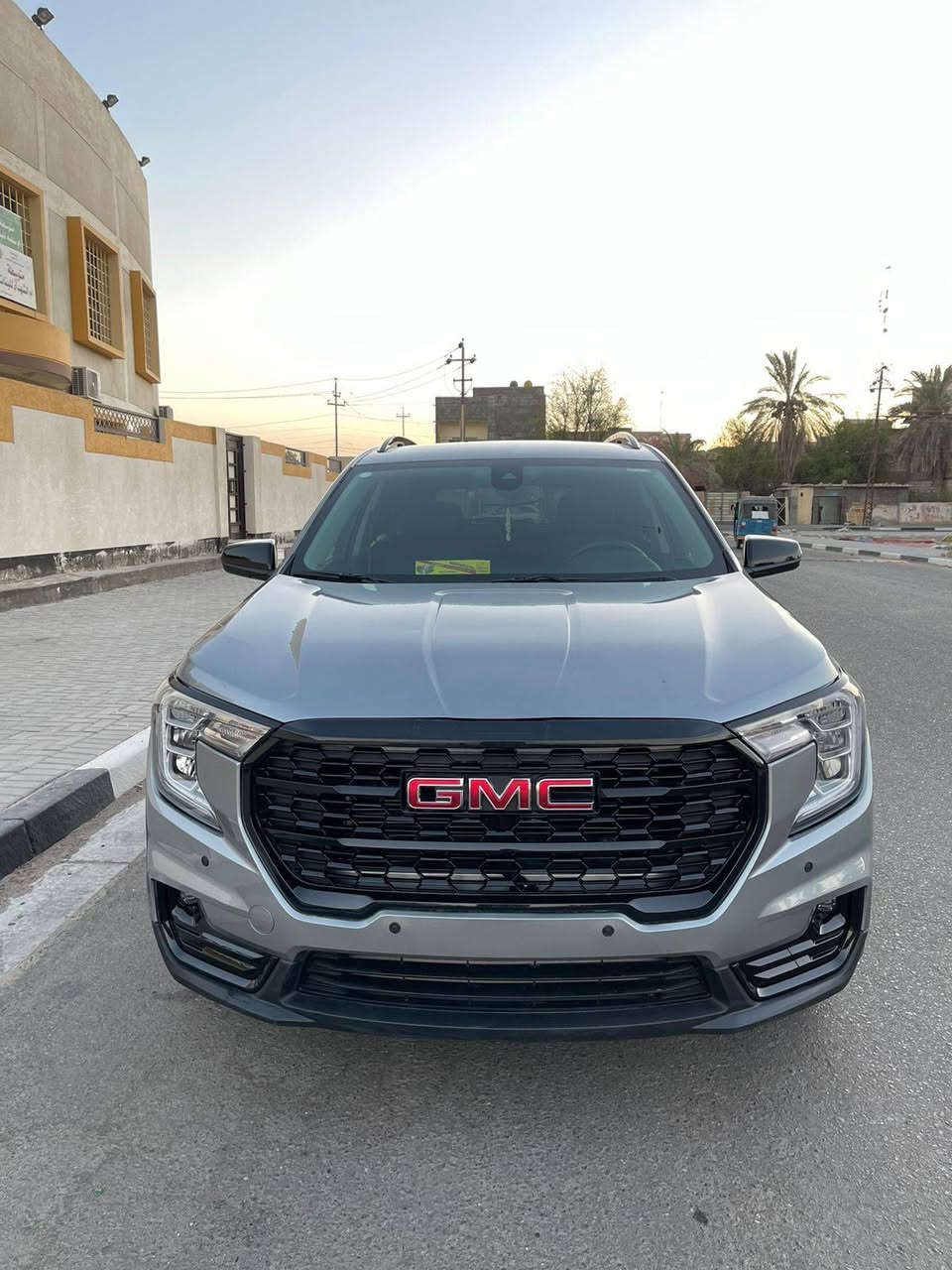 جمسي تيران وارد امريكي موديل 2024
الفئة SLE بلاك توب 
عداد المسافه 22 الف ميل 
الضرر خشم البنيد بارد 4 اصابع فقط
ايرباك الدركه فقط 
صور الحادث ناشرهن 
محرك 1500 تيربو 
مطعمه بلاك توب بالكامل 
دعاميه دنلي 
تبريد امامي خلفي
كشنات تدفئة 
كشن كهربائي
تشغيل عن بعد 
ابواب بصمه
رادارات 
حساسات 
اوتو هولد
اوتوب ستوب امامي وخلفي 
كفاله عدا البنيد 
وبقيه المواصفات المعروفه 
اللون رصاصي 
رقم فحص مؤقت تترقم جميع المحافظات 
دخول جديد مكانها البصرة 
حره بسمي 
هاتف ***********
السعر 195
