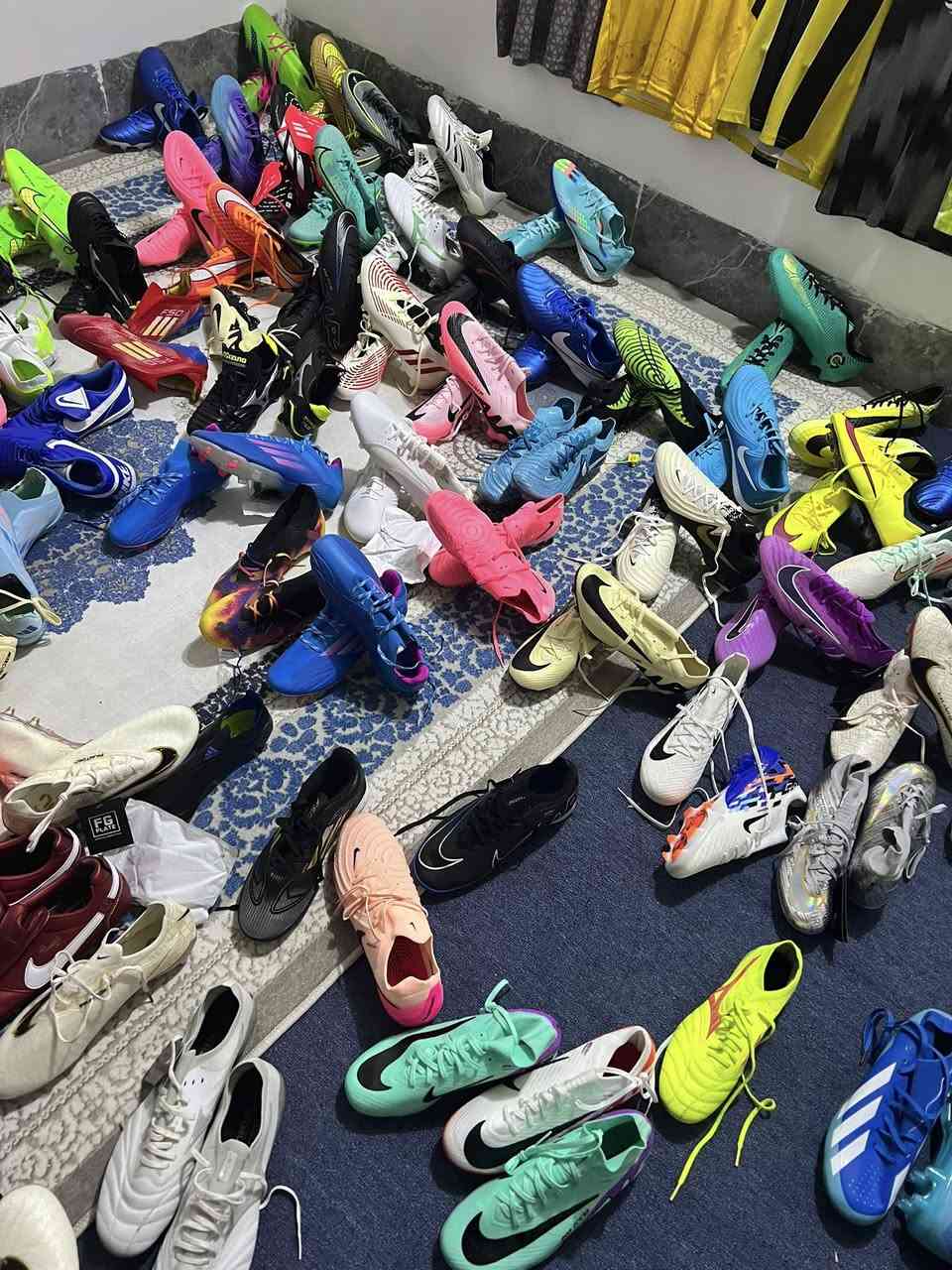 ستد و محبب موجود فيتنامي اصلي ابو باركود فول كواليتي كل قياسات موجود  . توصيل اكو  . حجز واتساب  ***********
