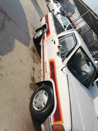 اسلام عليكم سياره بكم موديل 88 اكروسيده كير محرك كله بل شرط تايرات جدد...