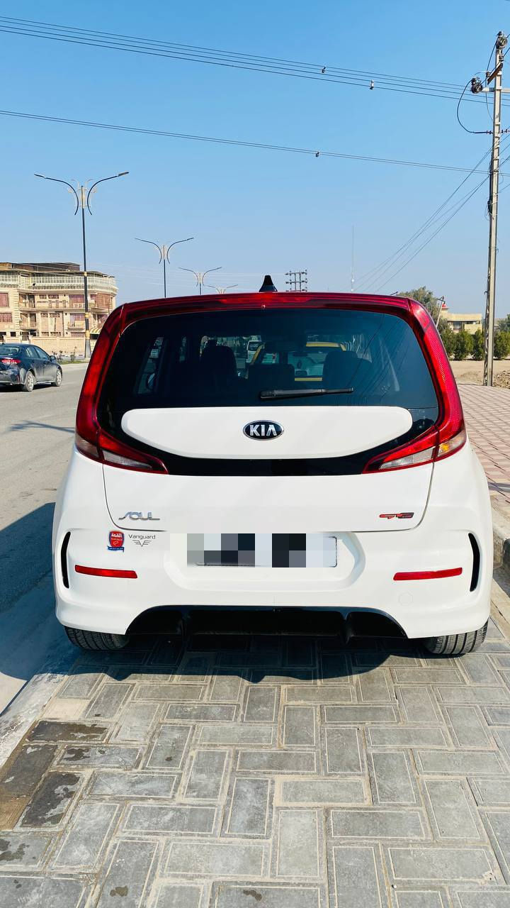 السلام عليكم
كيا صول للبيع موديل 2020 جي تي لاين وارد امريكي ماشيه 72 ميل رقم بابل الدولي بأسمي مشروع وطني تو كلر محرك 2000 دوش 
مواصفات شاشه جبيره كاميرا خلفيه رادار امامي مثبت سرعه تحديد مسار تحكم ستيرن انظمة قياده نورمل وسبورت اوتو هولد حادث السياره بنيد مبدل فقط السياره بدون صبغ بدون دواخل 
مكان السياره كربلاء 
*********** للأستفسار
السعر 142 وبيهه مجال
