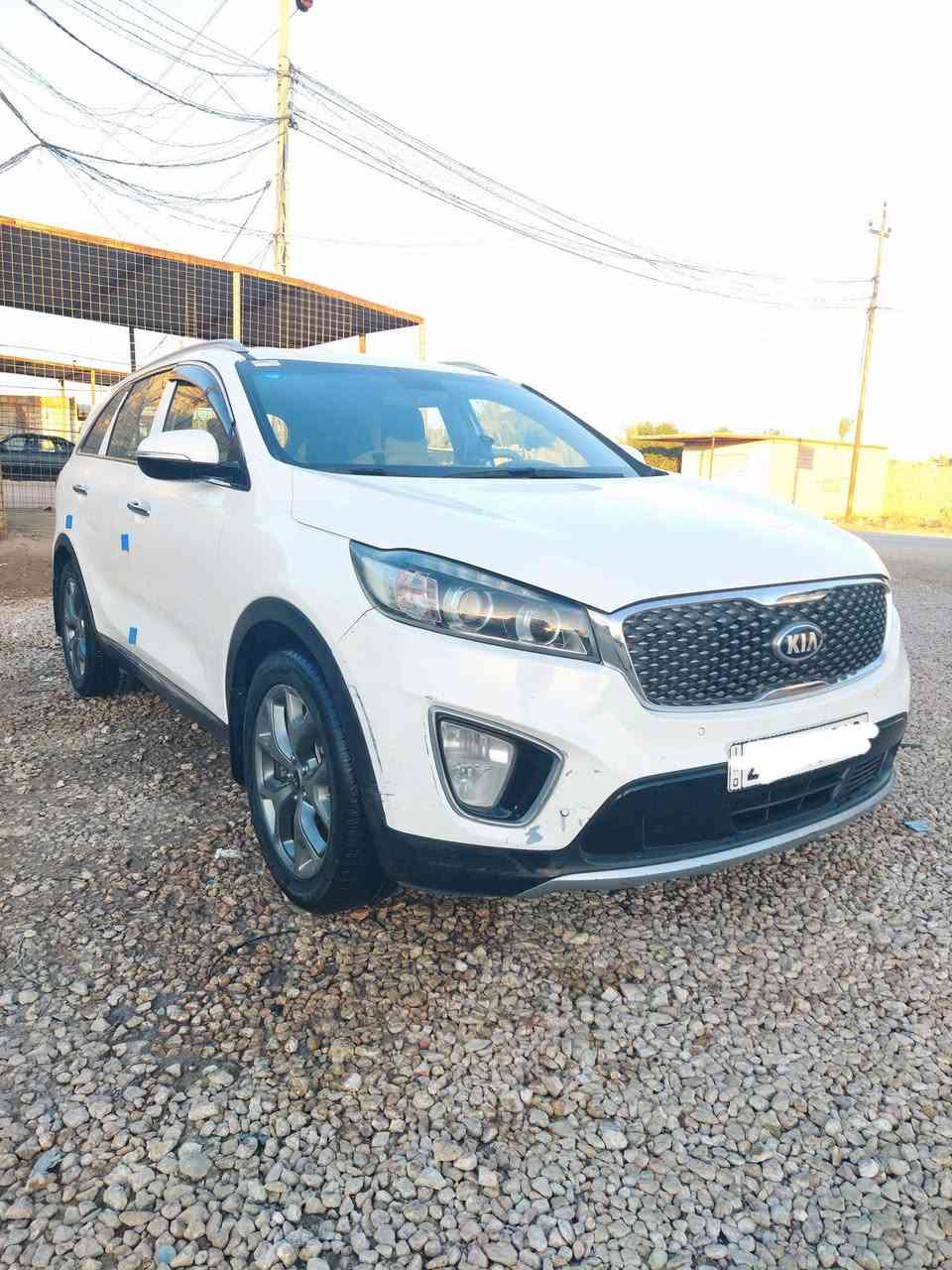 سلام عليكم
كيا سورنتو موديل 2017خليجي 6سلندر 

رقم نجف بسمي هزه جديده 

مواصفات 

حساسات امامي خلفي 

3قطع تبريد 

مري شفط 

بردات 

جنطه كهربائي 

3بصمات 

وباقي مواصفات الخليجي معروفه 

سياره مكفوله صبغ وتبديل فقط بارد 

وشخوط بسيطات.. السعر 200

بيع او مراوس حسب القناعه *********** مكاني نجف
