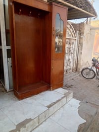 ميز • زاوية