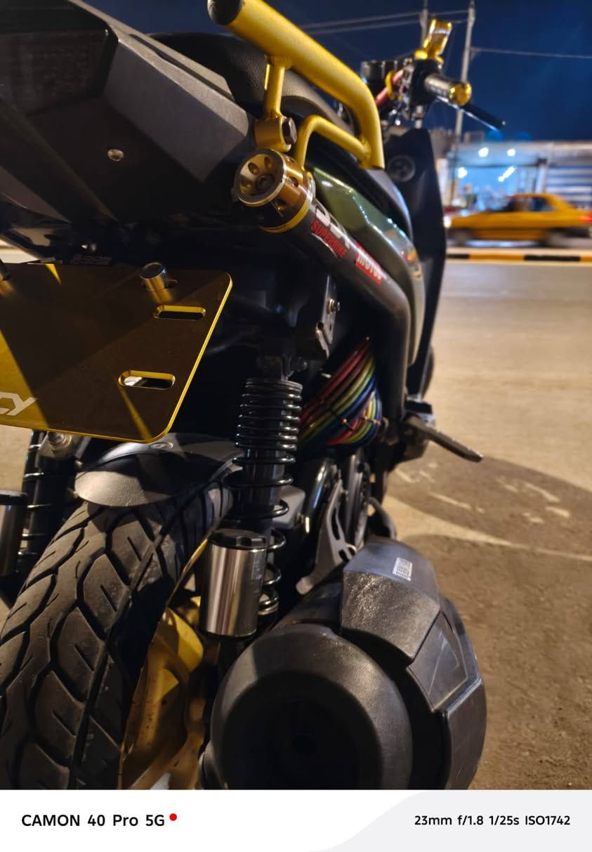 سكنس للبيع نضافه شوفت عينك
لون مميز ما صار هواي من طالع من الوكيل كلشي شغاله بيه شلعه معدل فول السعر 1850 وبيه مجال حك جيه ***********
