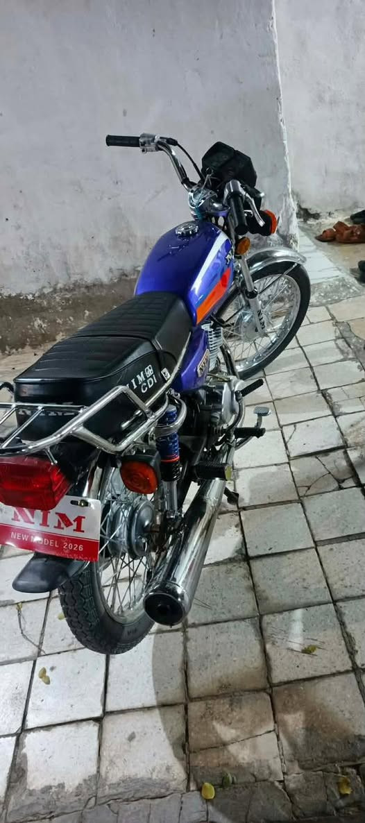 سلام عليكم لل بيع او مراوس بقفاز  نضيف سعره 750  مكان علي الغربي نامه متياز مديل 26 راعيه علي شاكر راسلو


**إذا كنت صاحب هذا الإعلان وتريد حذفه لأي سبب، رجاءا أرسل رسالة إلى الدعم الفني**