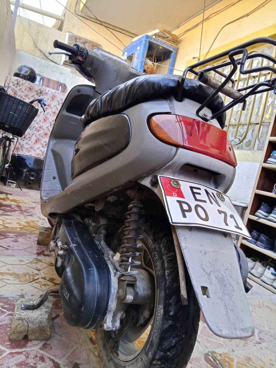 السلام عليكم 
دراجة للبيع 

ياماها خمس زروف 

سرعة 60. كلشي شغال بيهة ماعدة 

السلف الراجز مالتة 

الدراجة نضيفة شلعة ومعدل خير من 

الله  كلوب زنون لونين اصفر وابيض 
بك لايت شغال قفل ستيرن قفل جنطة 
وققفل تايرات كلهن شغالات 

السعر.   250 وبيهة مجال 

مكاني حلة مركز


**إذا كنت صاحب هذا الإعلان وتريد حذفه لأي سبب، رجاءا أرسل رسالة إلى الدعم الفني**