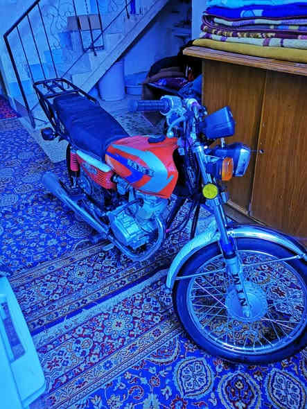 السلام عليكم للبيع نامه متياز موديل 2025 الدراجه جديده محرك شرط ما مفتوح الموطور جديد ما ناقصه كلشي السعر 675 وبي مجال حك الجيه مكان العلم رقمي ***********
