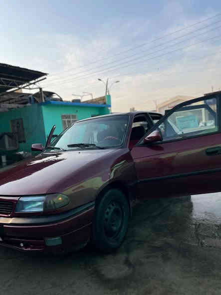 اوبل استرا موديل ٩٣ جنطه
كابون بنزين بيها ⛽️ 
محرك وكير شرط 

🛑كير عادي
قفل مركزي 

رقم نينوى الجديد شرط التحويل والوكاله اني الشرعي

السياره حلوه وجاهزه
العنوان موصل الجانب الايمن 
للإستفسار الاتصال 
***********
