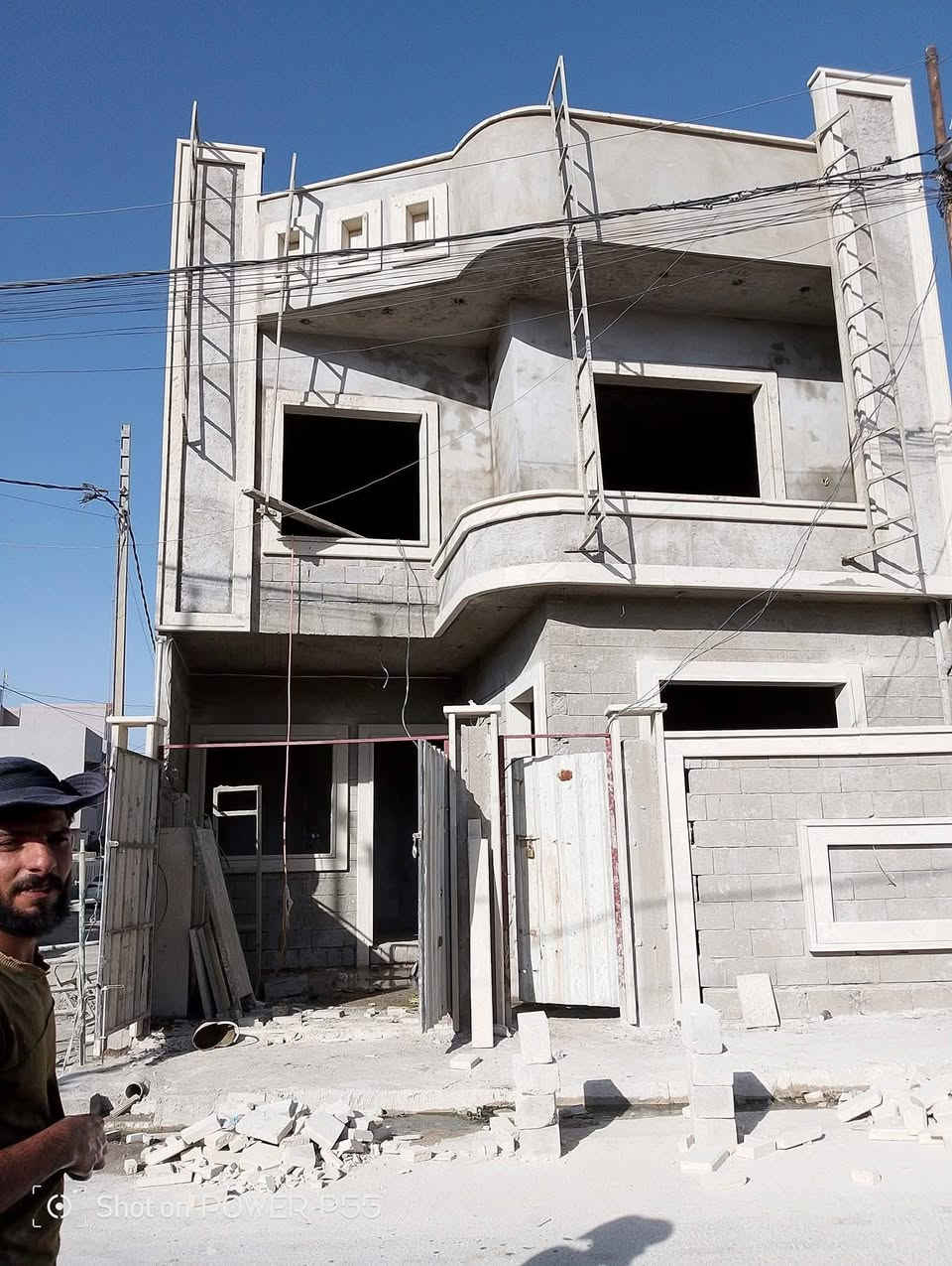 الادمن /أسطه بناء حجر حلان + مرمر + درز وجلي .(مع الهديه) شغل مضبوط راسطات تعليك وشد براغي عمل كوبنات شبابيك وابواب + واجهات  .. جزء من عملي ان شاء الله ينال اعجابكم
‏للتواصل ***********
‏***********
