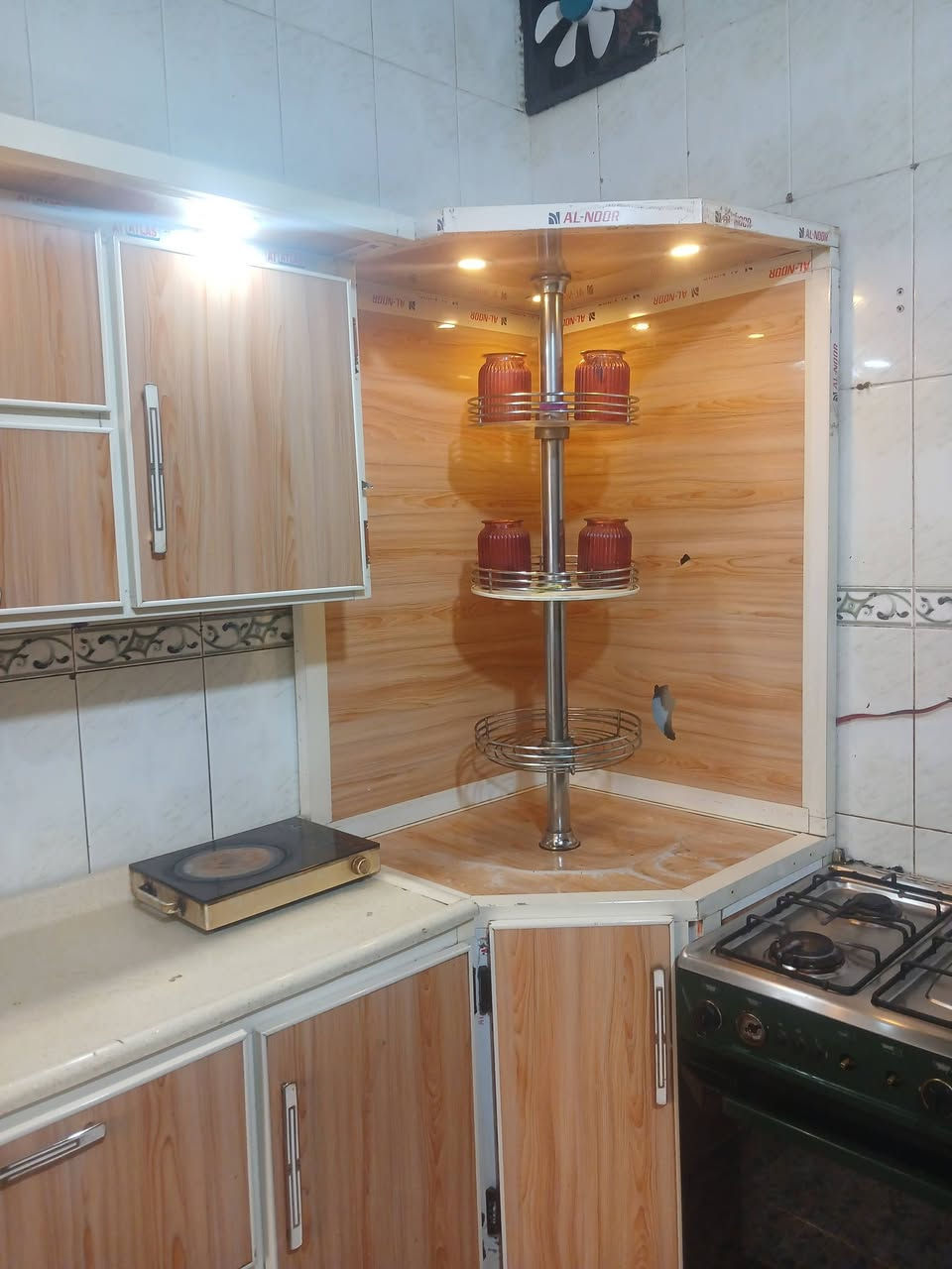 السلام وعليكم
بطبغ نضيف ٥ بطع
الرضية مرمر اصلي
رقم الهاتف ***********
