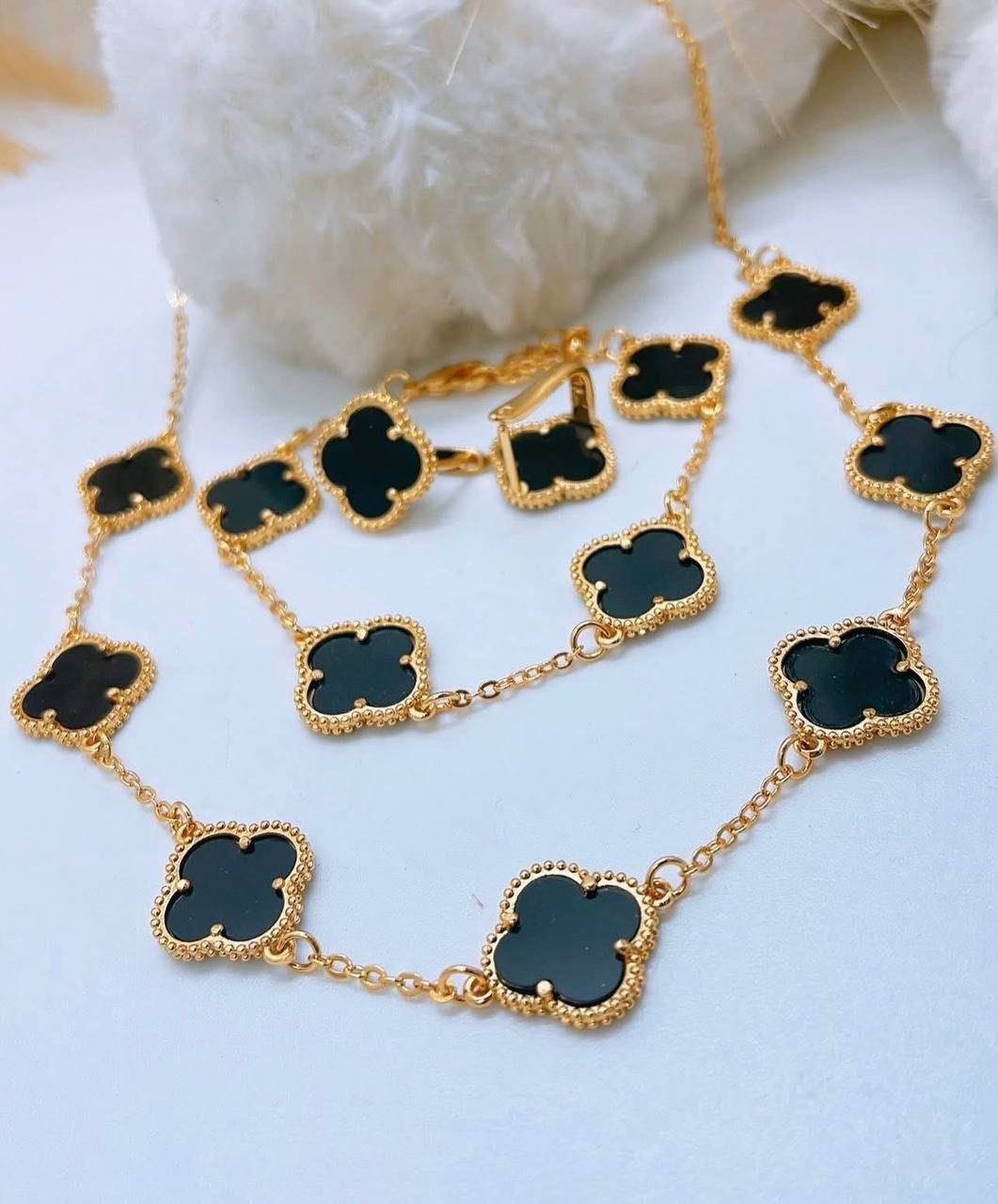 اكسسوارات كرز 🍒للذهب البرازيلي طلاء ثابت وضمان


**إذا كنت صاحب هذا الإعلان وتريد حذفه لأي سبب، رجاءا أرسل رسالة إلى الدعم الفني**