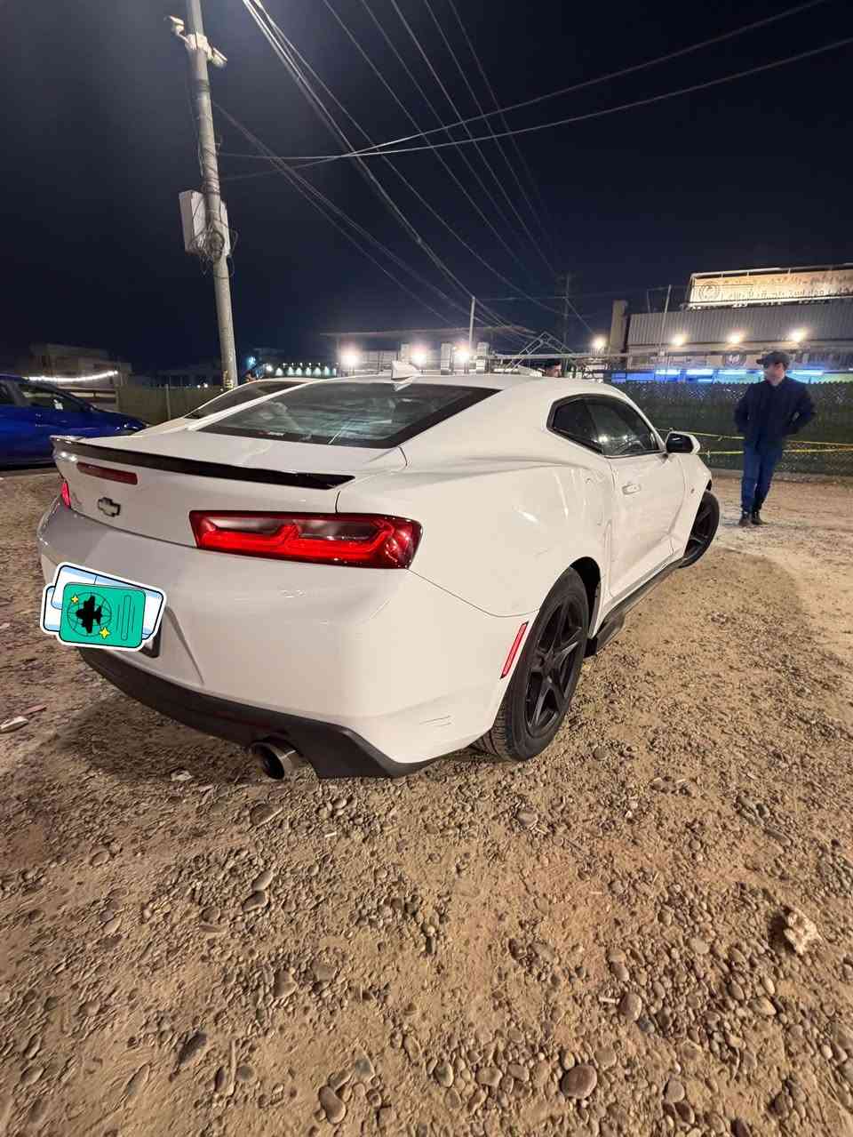 كمارو 2017
محرك 6 سلندر
فول مواصفات شاشه كامره كير 8 نمر 

هناد بريك دكمه كشن كهرباء 

حادثها جاملغ و شوي بارد ب الباب السياره خير من الله 

***********

السعر 130 و بيها مجال
