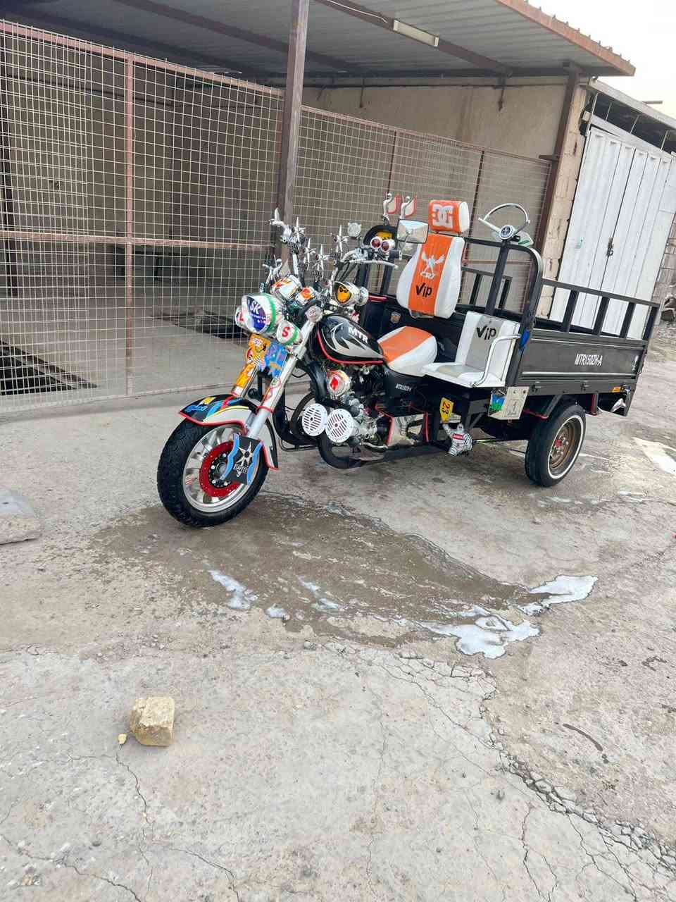 سلام عليكم ستوته البيع موديل 20رقم سنويه 2028شراي اجي خاص ***********
