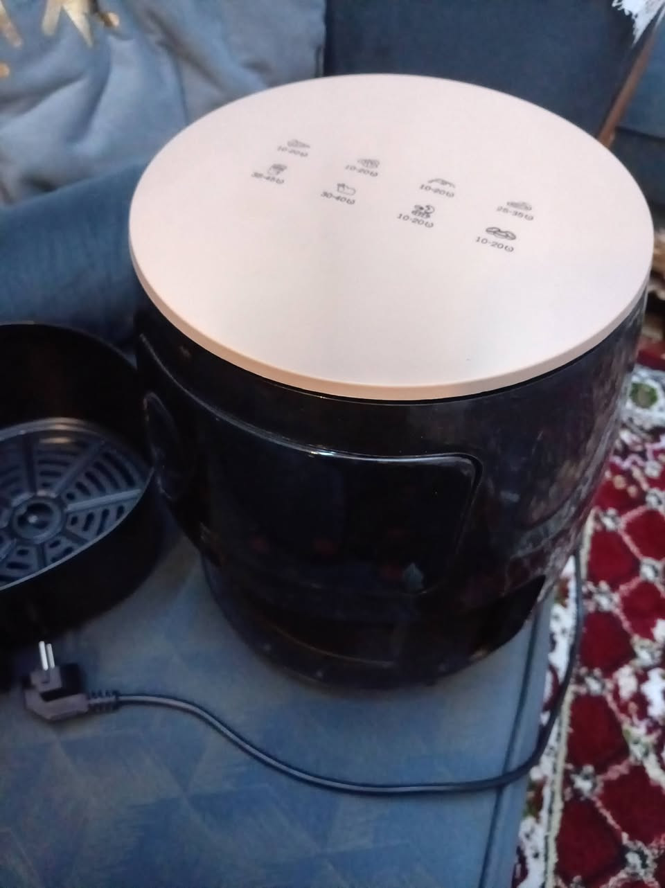 السلام عليكم
للبيع قلايه هوائيه
اخت جديده ما مستخدميها غير مره واحده مانعرف عليها
سعرها 25الف  ماخذيها ب30الف الله شاهد العنوان التأميم للشراء مراسله ماسنجر خاص


**إذا كنت صاحب هذا الإعلان وتريد حذفه لأي سبب، رجاءا أرسل رسالة إلى الدعم الفني**