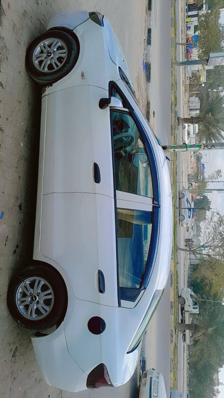 سايل شوف العين مكينه وكير وكهربايات كله جديد حداديه من طول الطول جديده سايد بريك كله شغال  تبريد ثلج دوشمه كاعيات ارضيه جديده تايرات جدد كشره كدامك السيارة ماعايزه برغي سنويته ماساقطه ربع مامطلوبه راعيه يمي شوكت متحب يداورلك عنواني بنجف شارع المطار رقمي بي وتساب‏‪***********‬‏ شوكت متحب اتصل ودلل رايده 45 وبيه مجال الطيبين
