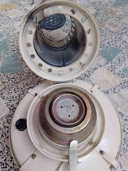 السلام عليكم للبيع صوبات 
كلمن أو سعره شغالات شرط
مكاني بغداد الكماليه 
رقمي ***********
