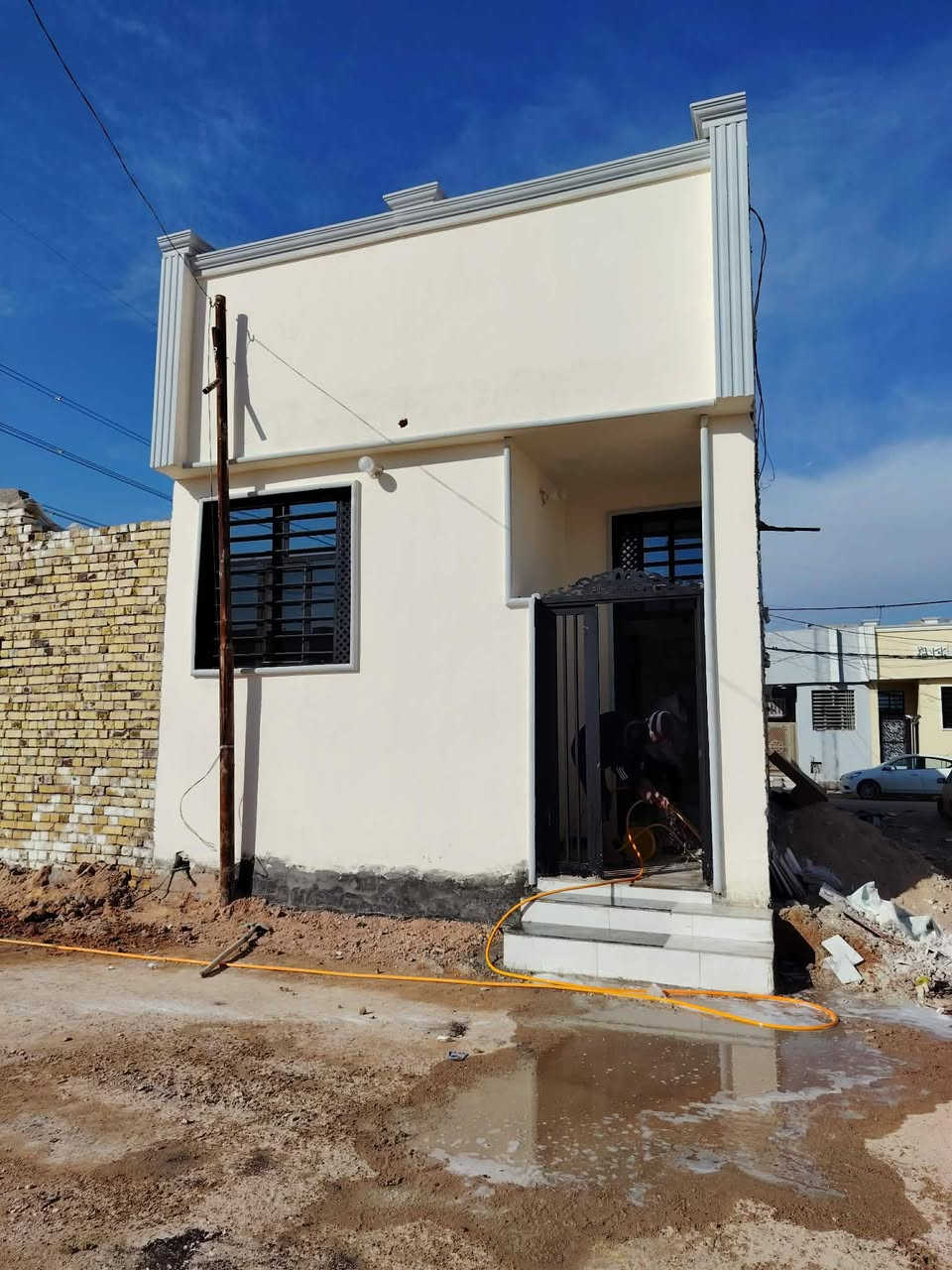 دار للبيع  50 م 🏡
✅ مشمول بقرار التطويب 

بسعر /21/ مليون مع المجال
موقع /نجف 🏡شارع الحولي مال المطار عمود/ 314 

البناء 🏡 
غرفه/صاله/مطبخ / صحيات خارجيه/مكشوفه
بناء مرتب/ اساس + سقف كونكريت + طابوك

ألخدمات 🏡 #بعد_عن_سوق_100م
ماء/كهرباء/مدارس/سوق/تبليط/مولد

***********
***********
***********
