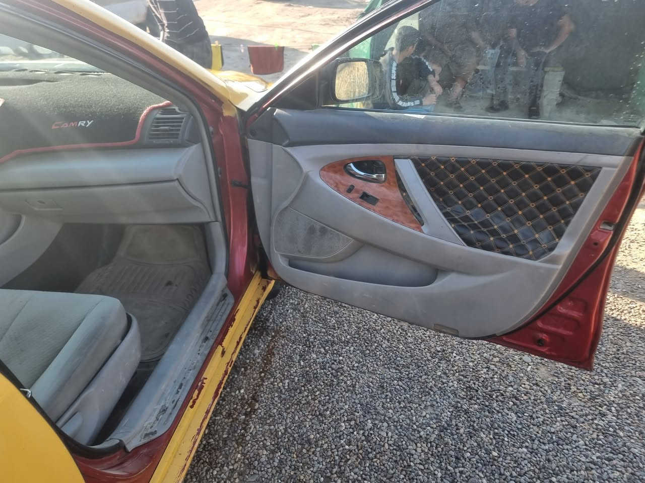 كامري موديل ٢٠٠٩ رقم صلاح الدين بسمي تحويل مباشر مكاني بابل الإسكندرية المكينه حاوية قبل شهرين شادها رايدهه ٥٥ وبيه مجال مامتواجد على نت رقمي ***********
