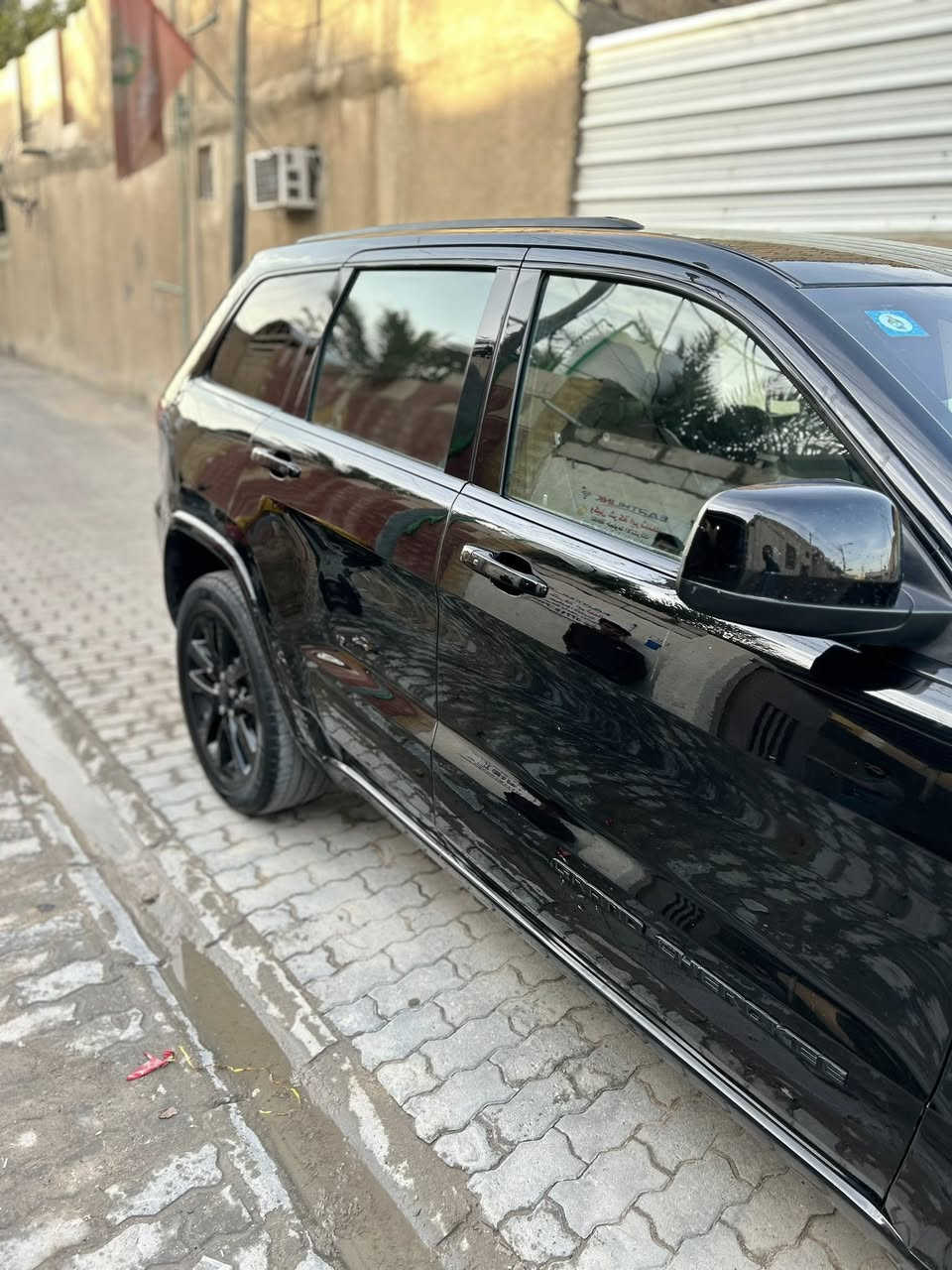 جيب كراند شيروكي بلاك توب
رقم بصرة بأسمي
السيارة مكفولة كفاله ( عامه ) ماعدا فقط تقرير فلورد مياه امطار 

سياره كل نقص مابيها

سنويه توي مجددها باسمي هزه جديده

انا جنايها السياره اليحب يجي يشوفها يتصل ع الرقم 

***********

السعر220 وبيها مجال
