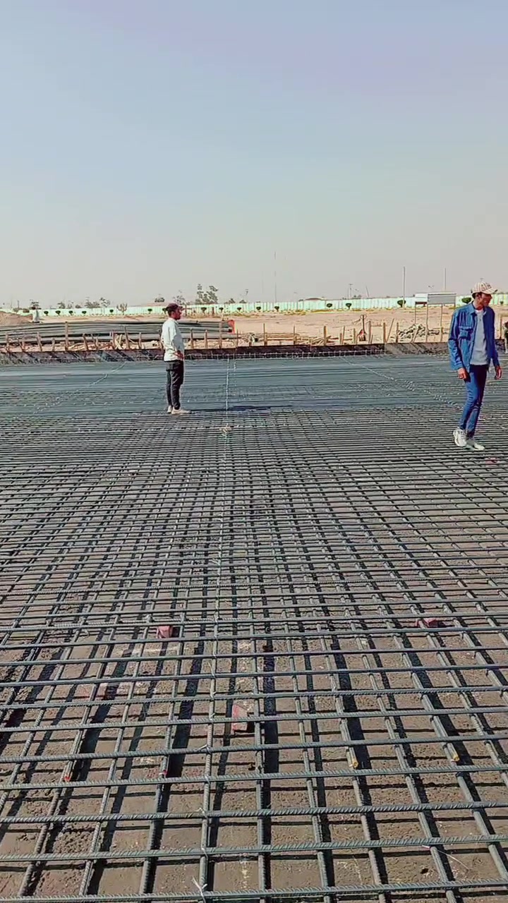 سلام عليكمً  حداد تسليح  ًًًشغلًًً.                                           هندسه وتسليمً مهندس وعندي كادر جبير نشتغل 
عله طن وقطعيً وعندي عواجه ومقص ومولد عده كامله 
شغل بغداد ***********
❤️🪬
