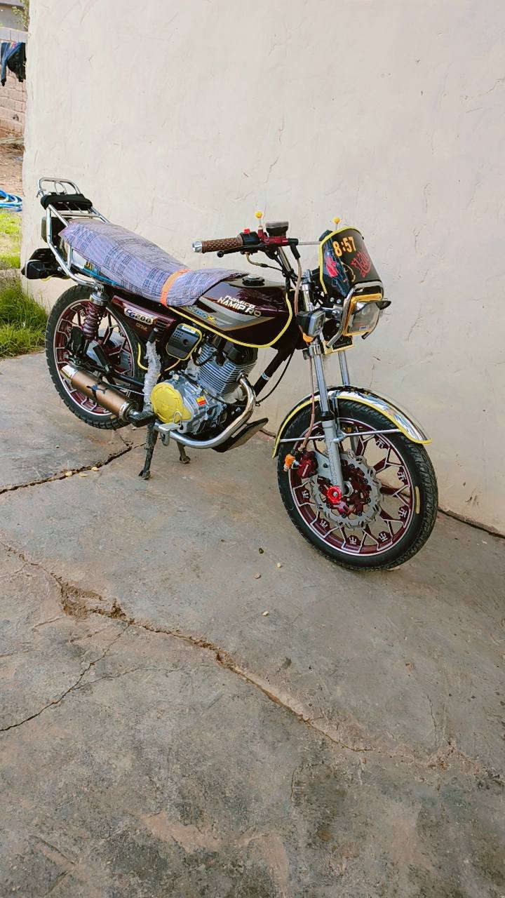 نامه برو البيع موديل 25ماشيه 300الاف يعني بعده زيرو
دراجه خير من الله ربع ماتصرف عليه مكاني شهربان سنسل

سعر 860وبيها مجال. مو شراي لاتعبني رجائن هذا رقمي ***********
