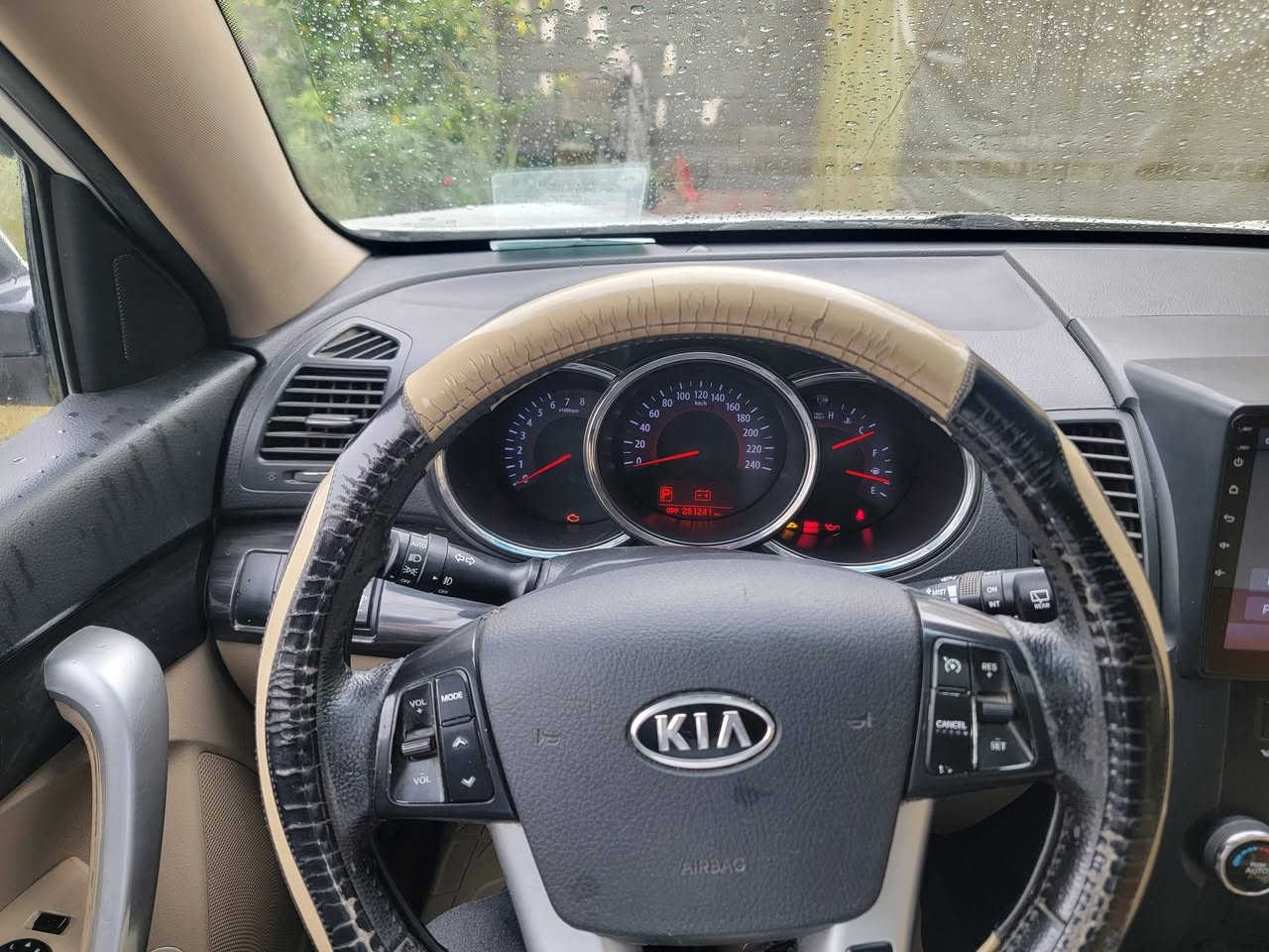 سورنتو ٢٠١١
اربعة سلندر فول مواصفات مكفول فقط برد اربع اصابع رقم سليمانية باسمي سنوية ل ٣٠ مكانه بالكوفة السعر ١٤٥
 *********** واتساب
