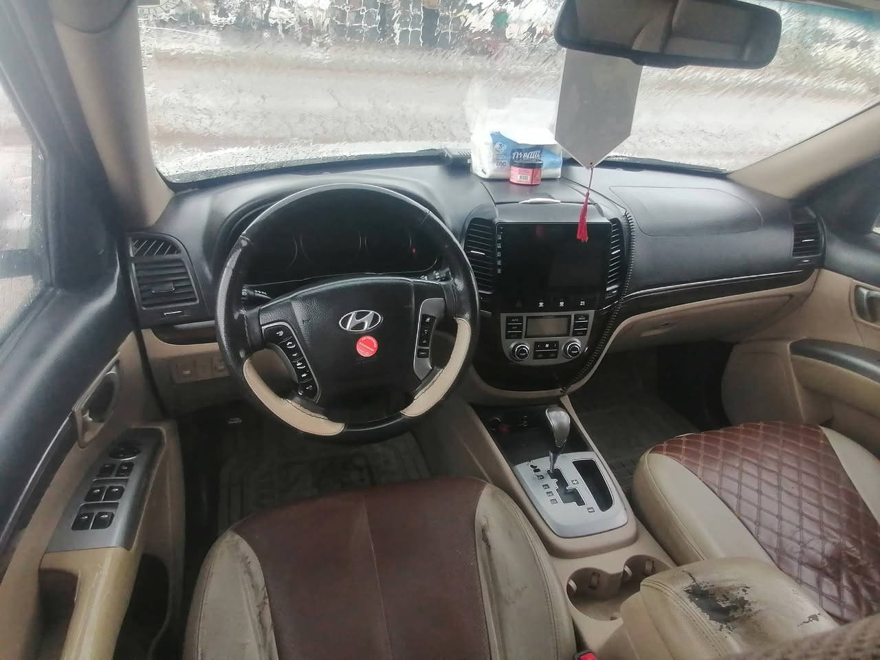 البيع سنتافي السعر ١١٠ 
فول موصفات رقم ربيل نكليزي سنويه ٣٠ جديه مكاني النجف طريق كربلا عامود 240 بيه حزام بدون داخل   رقم الهاتف ***********
