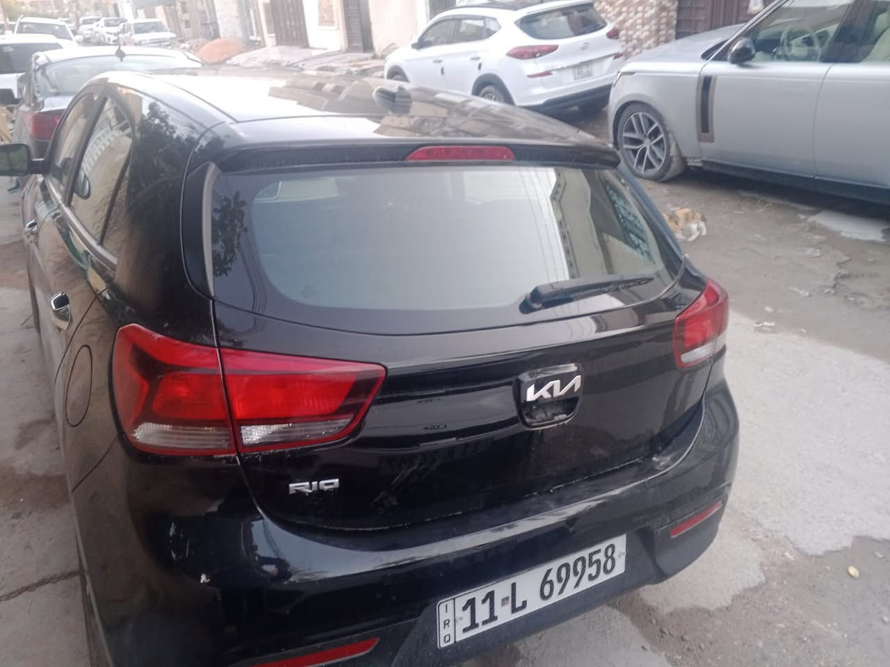 كيا ريو 2023 وارد امريكي ماشية 11 الف بيها جاملغ وبنيد صبغ الباقي مكفول فول بدون فتحة السعر 114 وبيها مجال مكاني الغزالية ***********
