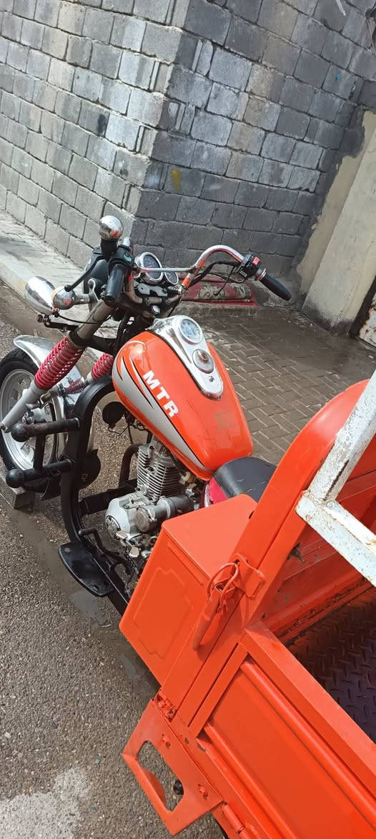 ستوتة MTR اوراق موديل 17 كفاله عامه لايتات جدد صدر جديد صطابات  توايرجدد ضفيرة دبلات كشن كله جديد الستوته انضف من الصور سعرها مليون واربع ميه وخمسين وبيه مجال حك الجية 1450 عنوان بصرة حيانيه رقم الهاتف «***********»
