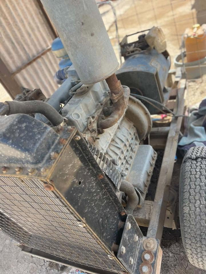 اللهم صل على محمد وعلى آله
للبيع مولد  كابوته4 بستم اقتصادي
20kv
شرط الشغل والتوليد
لاصوت ولاتبخير ولاتنقيص
العنوان واسط الصويره 
السعر 16ورقه
***********
