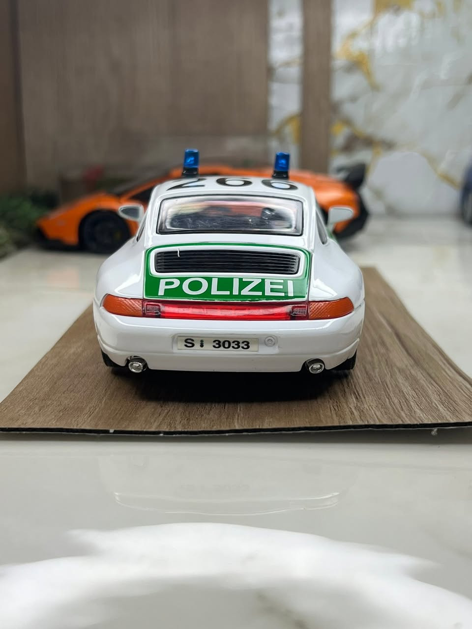 للبيع ⌚️

بورش  كاريرا بوليس 🚨 1993 
حجم 1/24 
انتاج شركه / بوراكو الايطاليه 

للتواصل : ***********
حساب تيك : diecastbaghdad0
انستا : diecast_baghdad_1
فيس بوك  : طه جمال العامري
