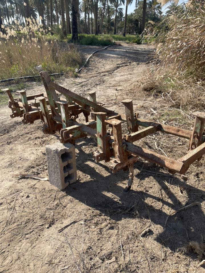 السلام عليكم ورحمت الله وبركاته عربانه وفدان عدد 2 وخرماشه للبيع  مكانهن كربلاء طوريج للاتصال ***********
