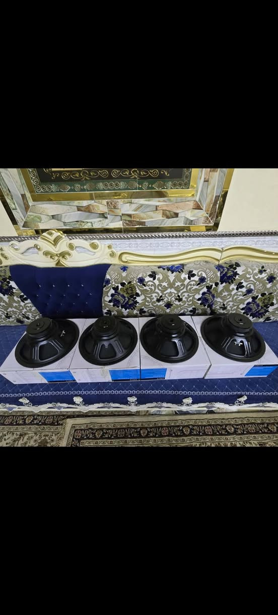 اللهم صل على محمد وآل محمد
لبه حجم 15 انج
150 واط 💫 💫
كسر فلين يوجد توصيل
لاستفسار ***********
