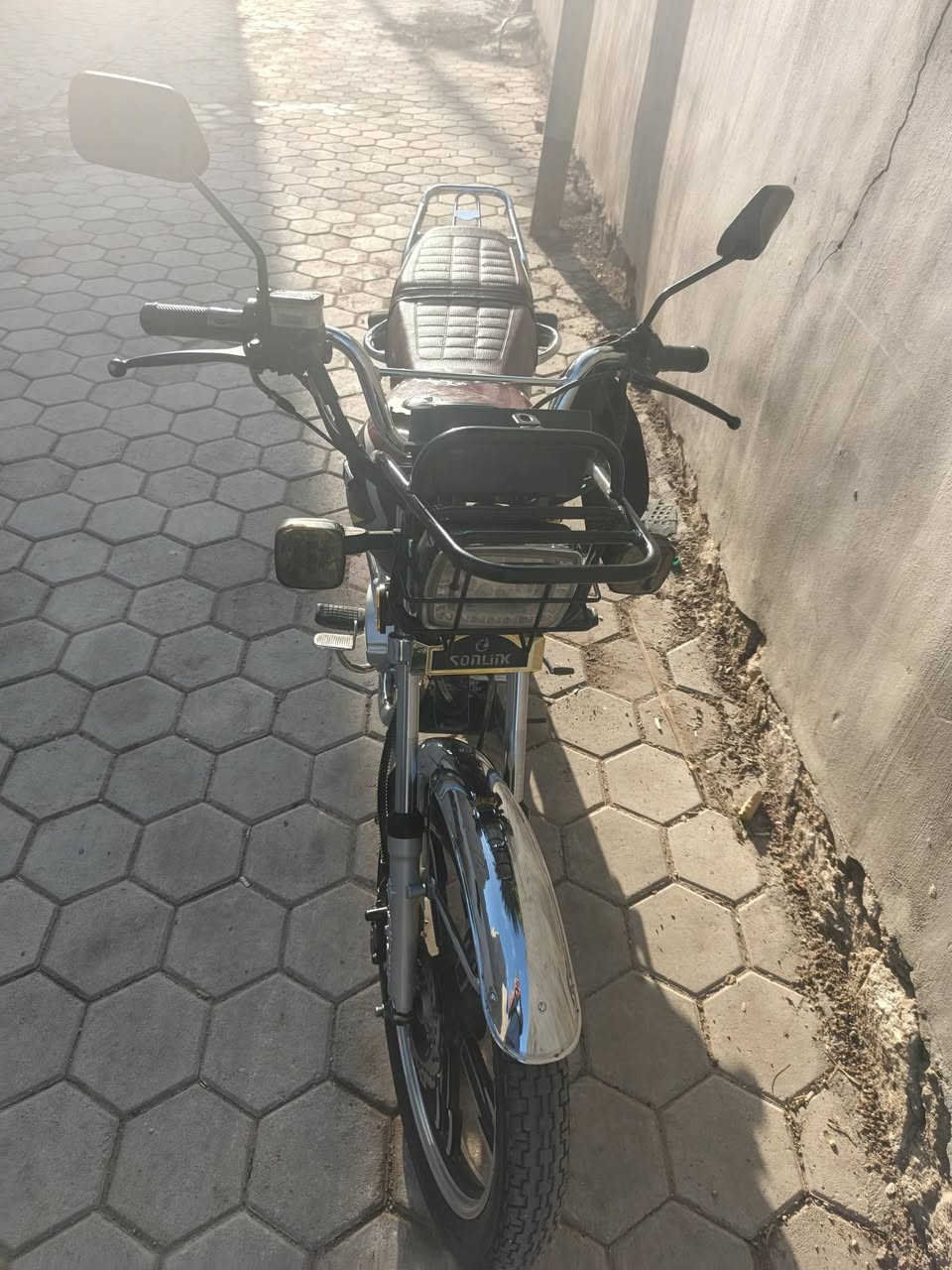 موتور ايراني للبيع المكان الرمادي شارع 20 سعر ب 650 مواليد 23
‏‪***********‬‏
