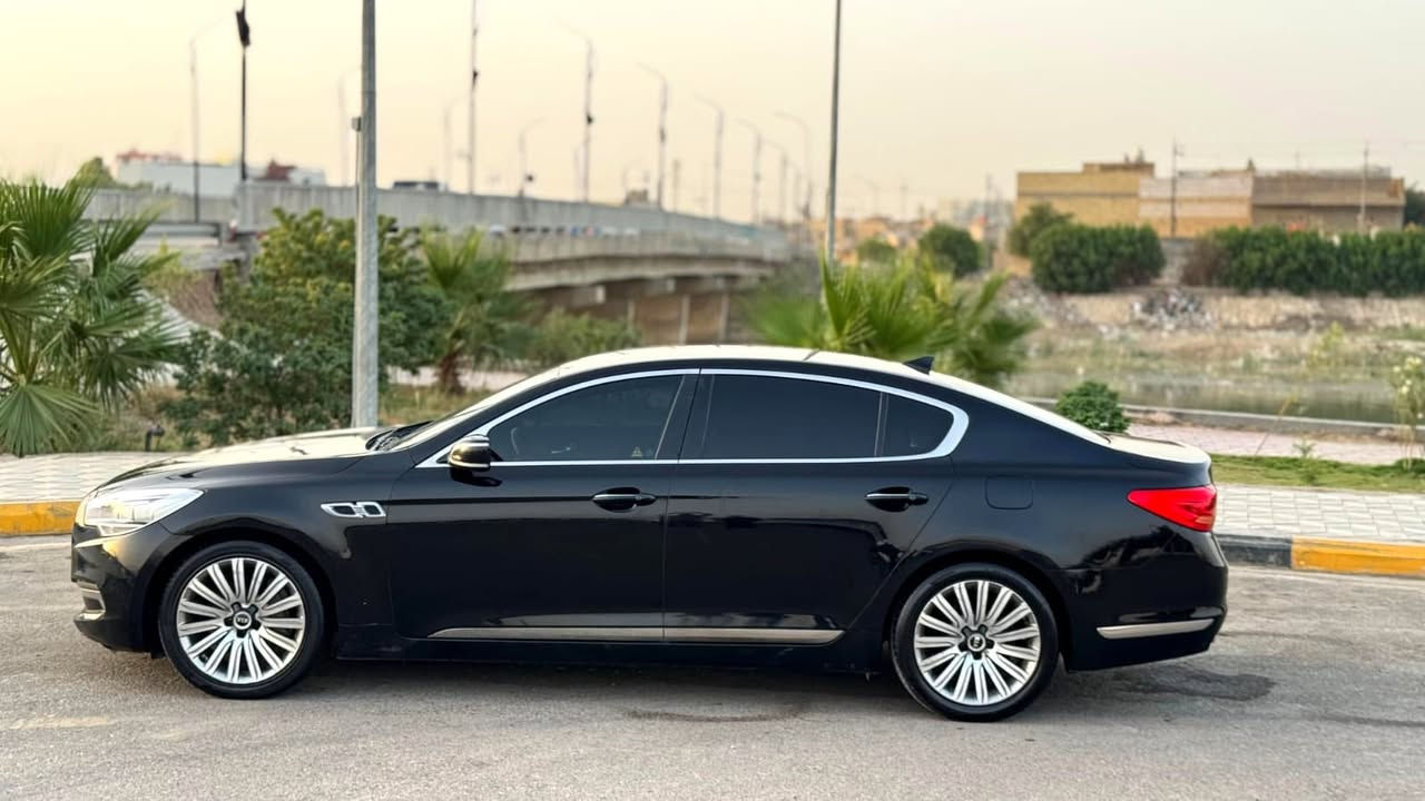 سلام عليكم 

كي9فول موصفات رئاسي مفول مفول اللخير سياره 
كير مارسدس يعني السياره مفوله وبعد بيه هواي موصفات 
الرقم ***********تصل واسولفلك عل كل موصفات
