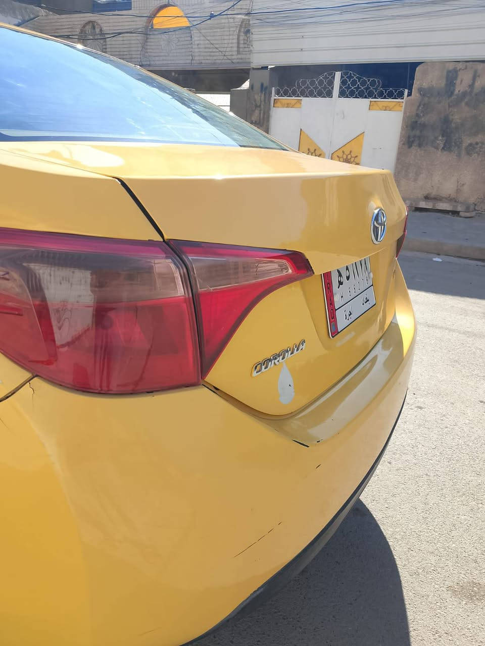 السلام عليكم .. 
كورولا 18 Le حادثها دعامية من امريكا وبالعراق بيها جاملغ خلفي بارد وتعديل بسيط بالحوض السيارة بدون ايرباك وبدون ولاقطعة تبديل صدر امامي وخلفي وحتى مشط كله مبدل وجديد قبل أيام ، مكينة بلاد گير مبدل بي گلجات البك وفلتر وهدروليك والأمور كلها تمام تخم تاير تدفئة تبريد كله بلاد ، وصور الحادث بالمنشور ، السعر 135 $
مكانها بغداد 
***********
