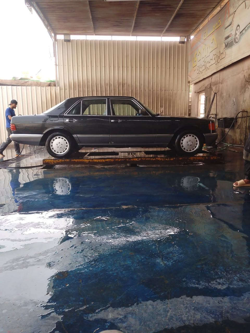 ‏سلام عليكم للبيع مرسيدس
‏حجم 300باب قصير ￼ ما نقص برقي جاهزة من كل النواحي موديل 90رقم بغداد تحويل ثاني يوم محرك بلادي كله بلادي شاشه تبريد ثلج سنتر لك سياره جاهزه من كل نواحي   ***********
.
