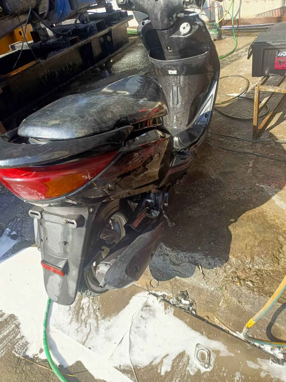 سلام عليكم بريز كفالة عامه دراجه خرسه بشكل نضيفه بغداد شعب سعر 650بيه مجال ***********
