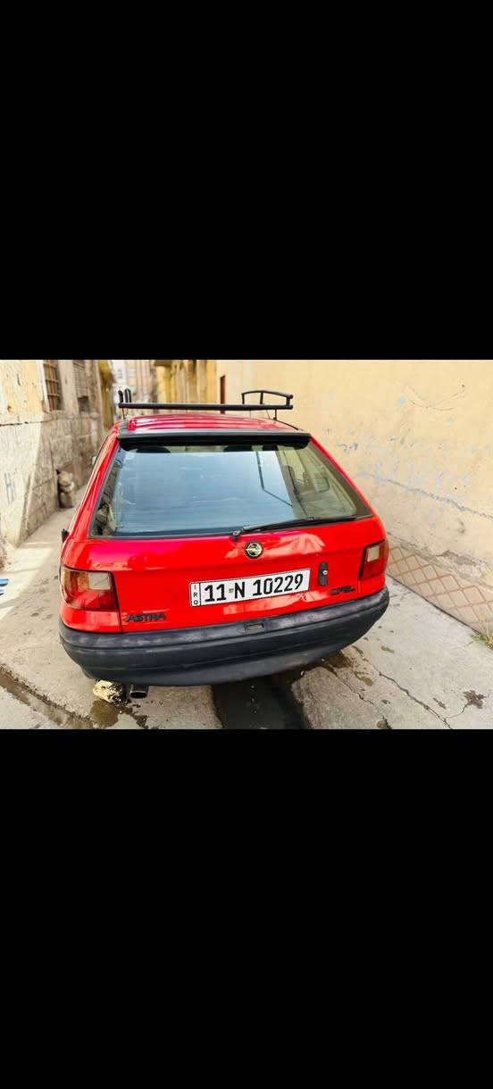 للبيع استرا لون احمر رقم بغداد موديل 1992 محرك لا نفخ لا صرف ولا بخار فقط رخاوه حجم المحرك 1600مصبوغه عام جماليه بدون حادث كهربائيات كلها شغاله تدفئه شغاله داخل حيل نضيف موضح بل صور سياره كامله مكمله بيها خياسات دركه مالته شديت الاصليه لسبير مالها موجود بصيطه وشرط التحويل سعر السياره 39 وبيها مجال


**إذا كنت صاحب هذا الإعلان وتريد حذفه لأي سبب، رجاءا أرسل رسالة إلى الدعم الفني**