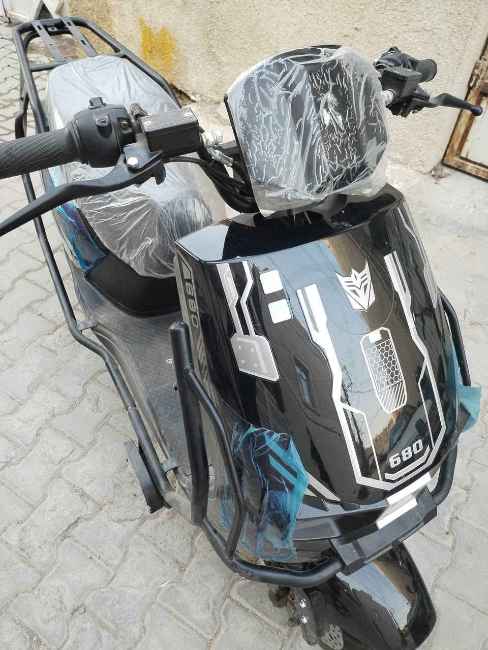 السلام عليكم.
دراجة شحن كبيرة جديدة ما ماشية زيرو فقط مال فحص.
بعدها بالجيس سعرها ٩٥٠ الف.
مكان بغداد الدورة حي الميكانيك.
***********
